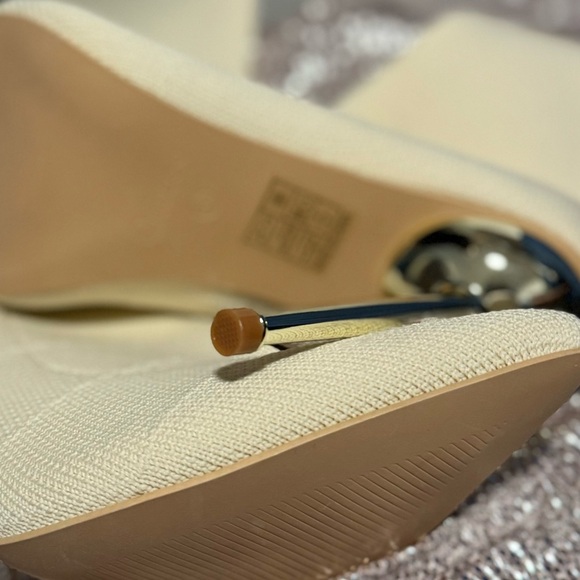 🌟HOST Pick🌟 NWOT Cuccoo, Size 40 9 Ivory White Cream Gold Stiletto Sock Boots - Picture 10 of 16